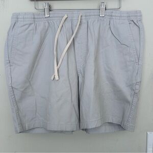 Lands' End Light Gray Athletic Shorts pockets elastic waistband drawcord size L